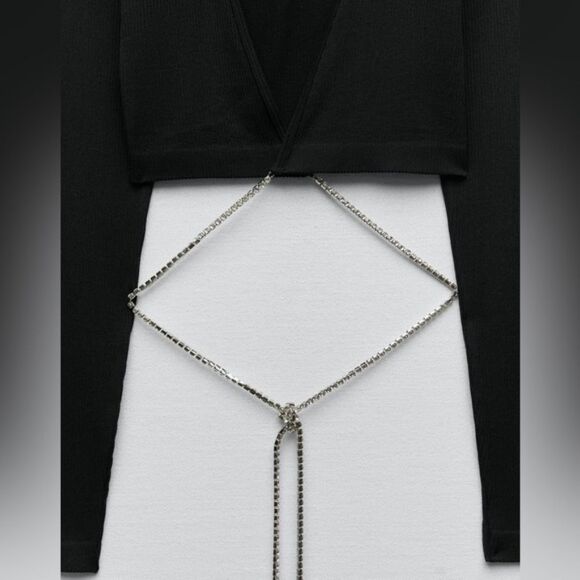 NWT ZARA NWT Zara BLACK SEAMLESS Contour RHINESTONE MESH Shirt Crop Top Plunge C - Picture 7 of 8